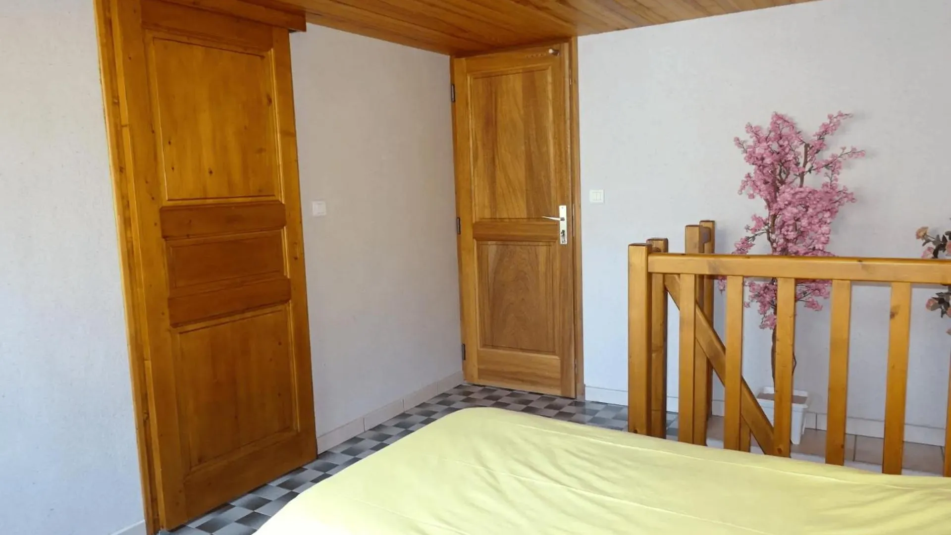 Les Oulles Apartment La Chapelle-en-Valgaudemar France