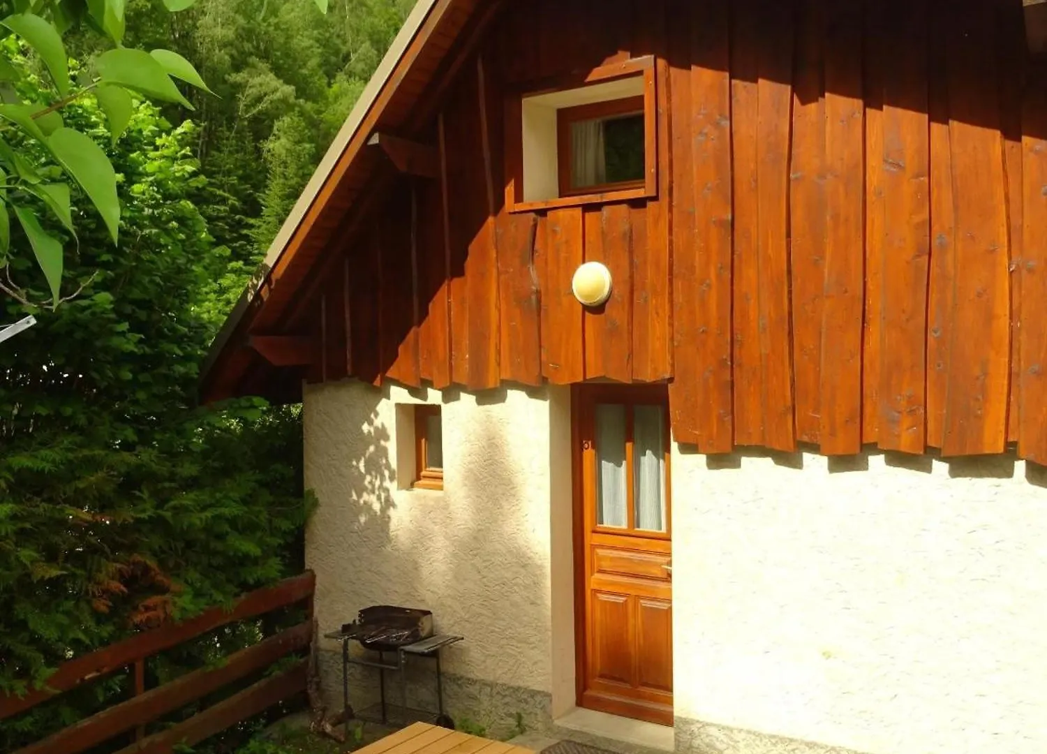 Apartment Ferienwohnung Les Oulles La Chapelle-en-Valgaudemar